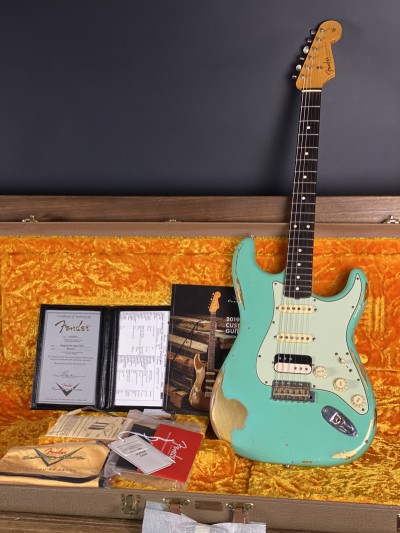 Fender Masterbuilt Ron Thorn Imperial Arc Stratocaster HSS Sea Foam Green over Aztec Gold